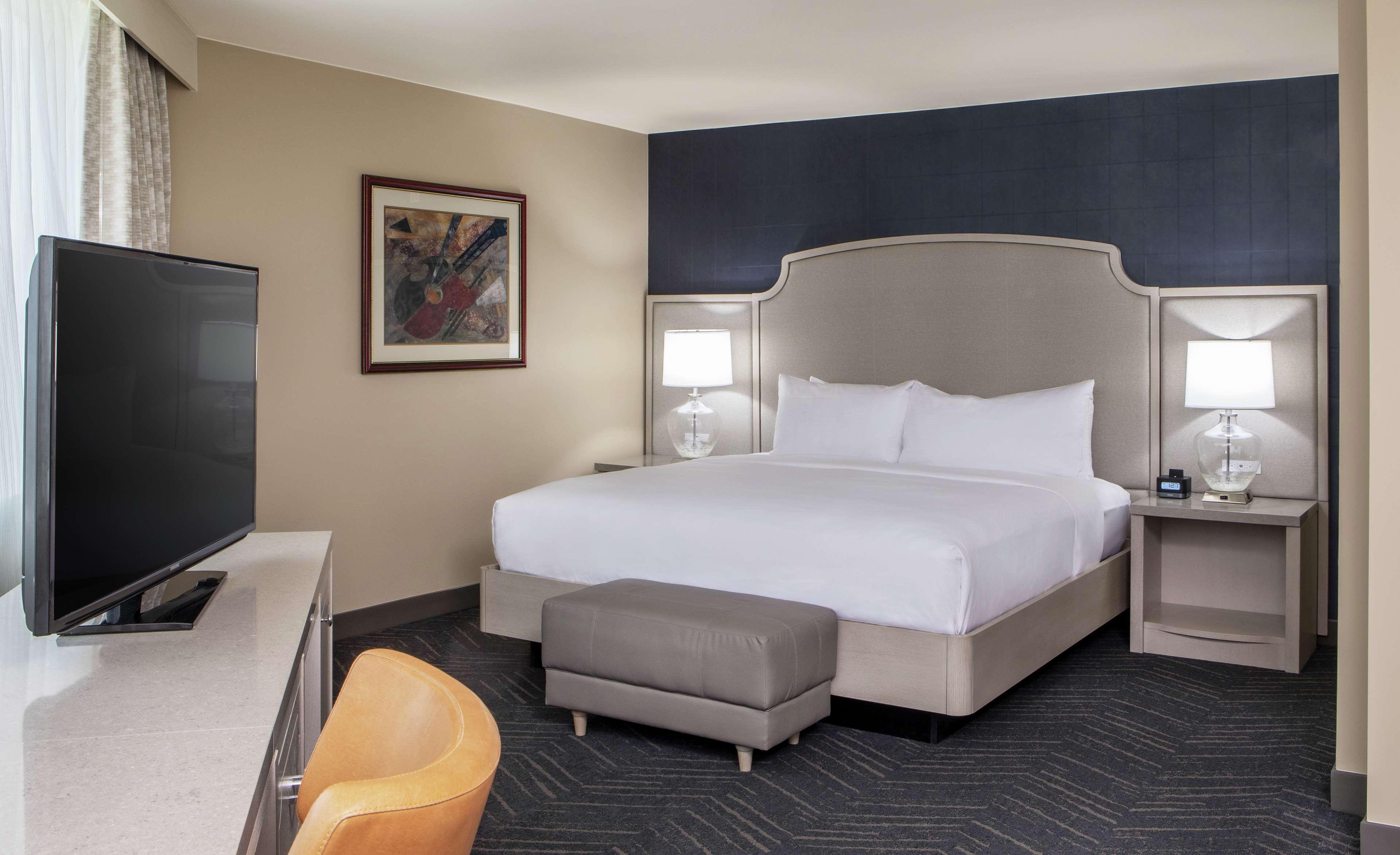 Doubletree By Hilton Hotel Nashville Downtown Exterior foto