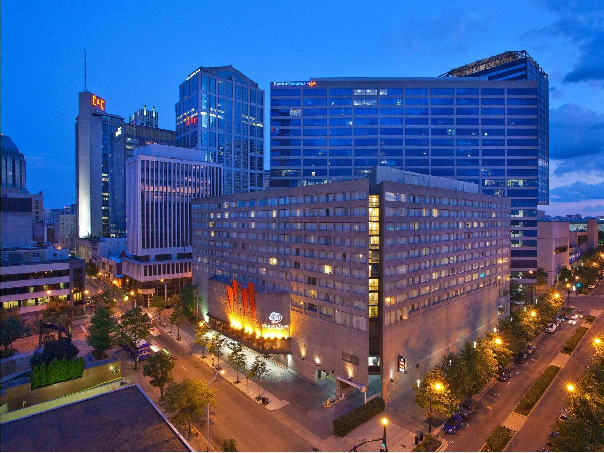 Doubletree By Hilton Hotel Nashville Downtown Exterior foto