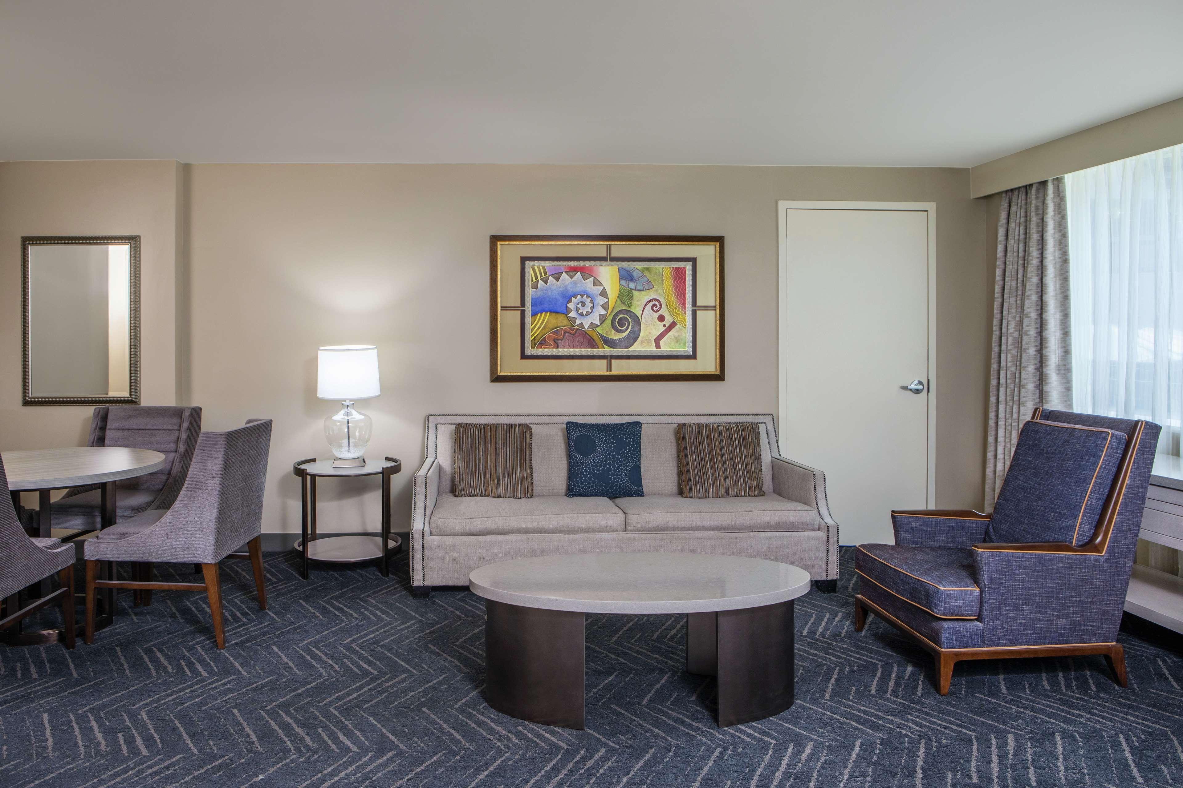Doubletree By Hilton Hotel Nashville Downtown Exterior foto