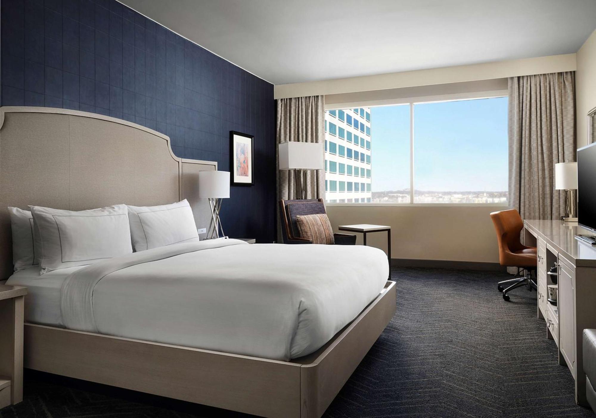 Doubletree By Hilton Hotel Nashville Downtown Exterior foto