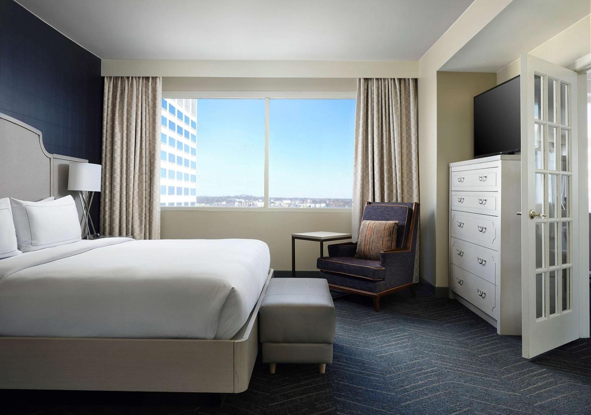 Doubletree By Hilton Hotel Nashville Downtown Exterior foto