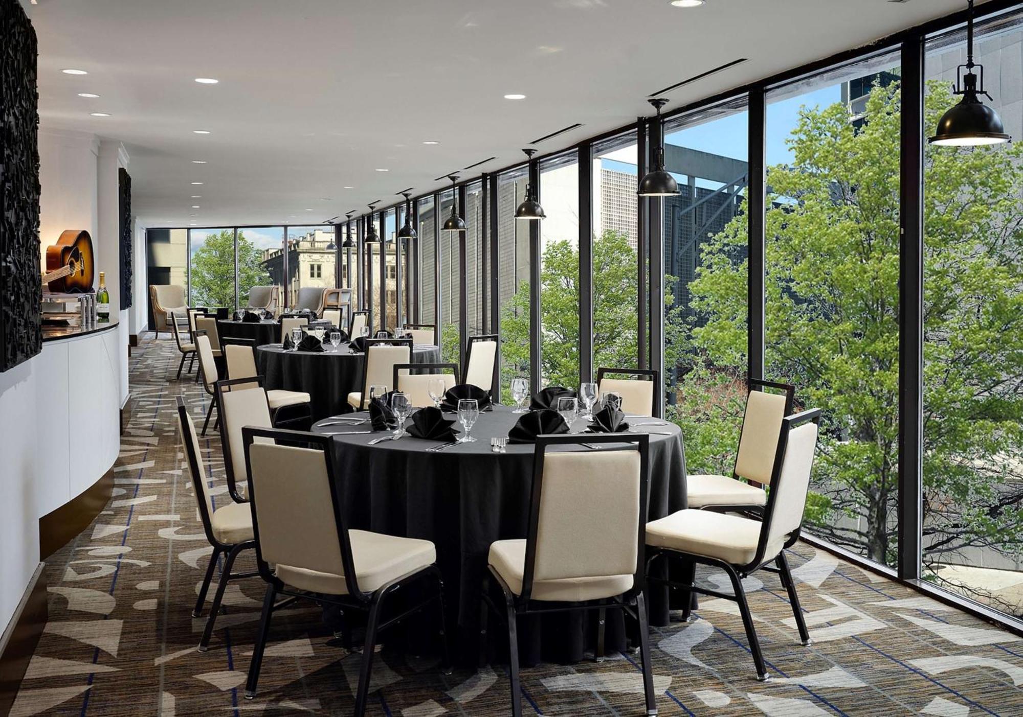 Doubletree By Hilton Hotel Nashville Downtown Exterior foto