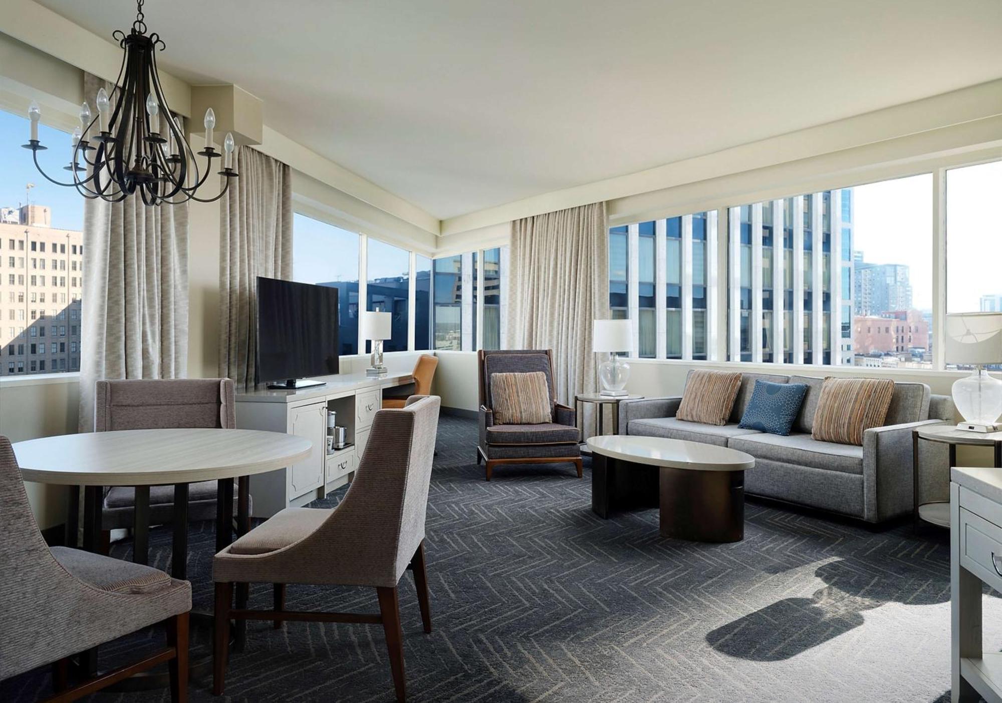 Doubletree By Hilton Hotel Nashville Downtown Exterior foto